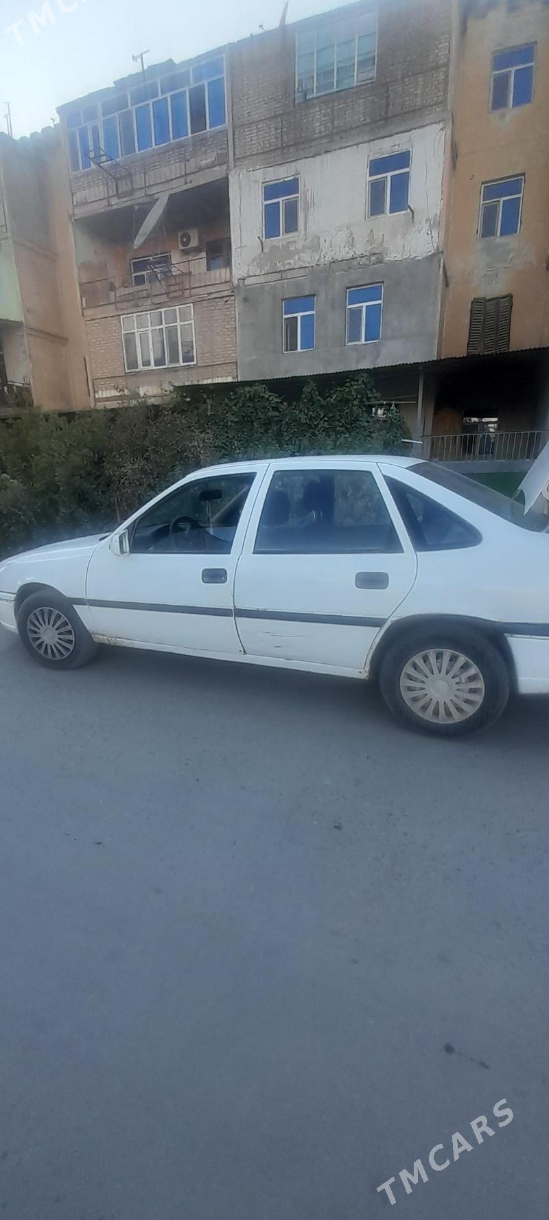 Opel Vectra 1992 - 30 000 TMT - Дашогуз - img 2
