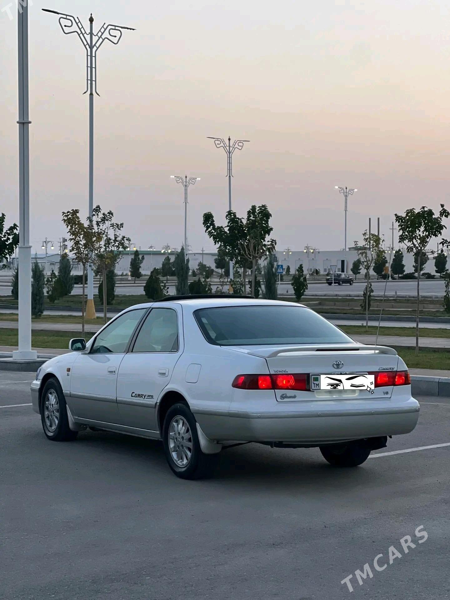 Toyota Camry 2000 - 190 000 TMT - Мары - img 4