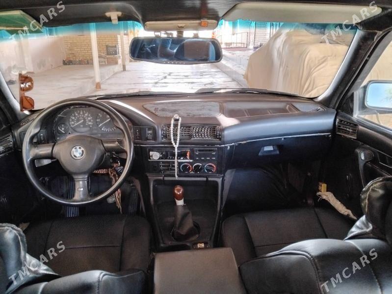 BMW 525 1991 - 45 000 TMT - Мары - img 5