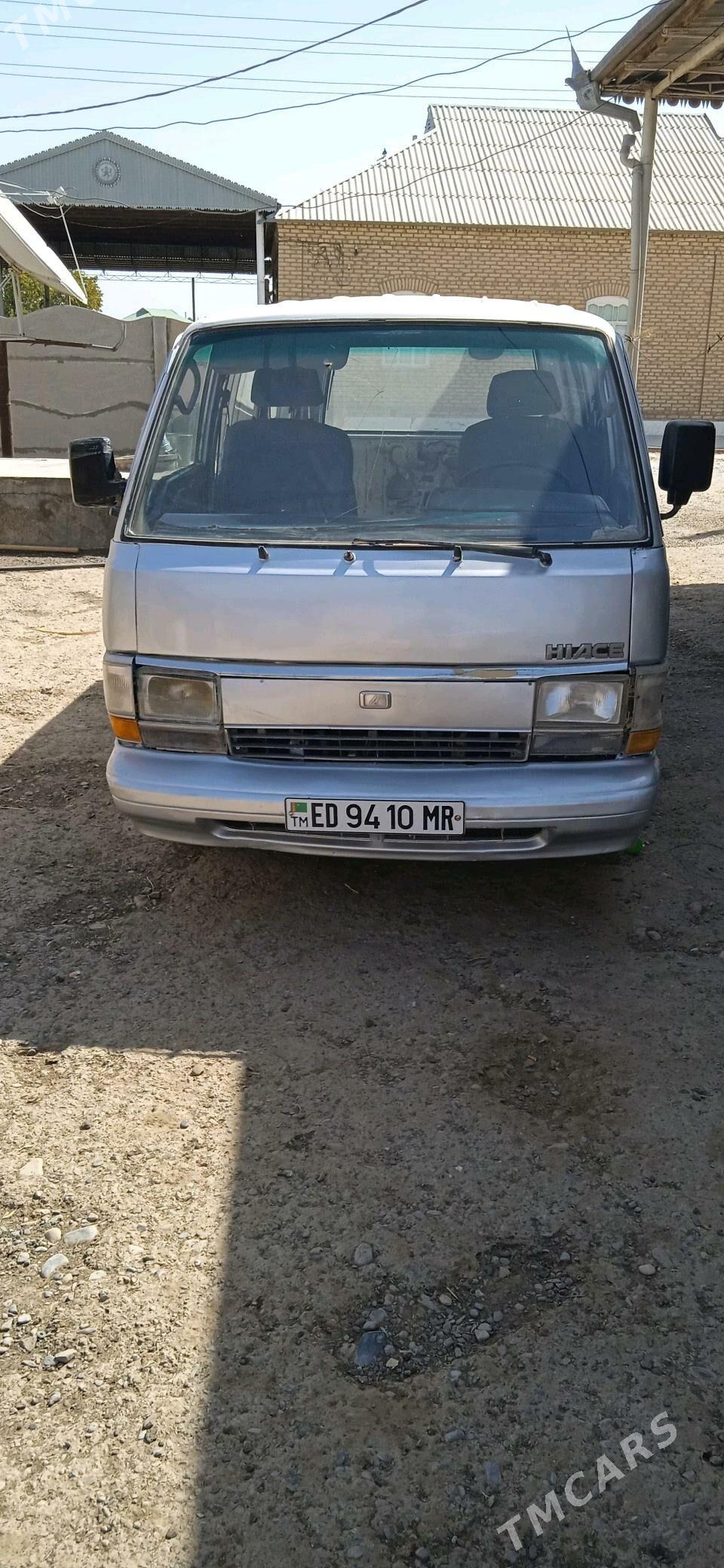 Toyota Hiace 1989 - 45 000 TMT - Мары - img 2