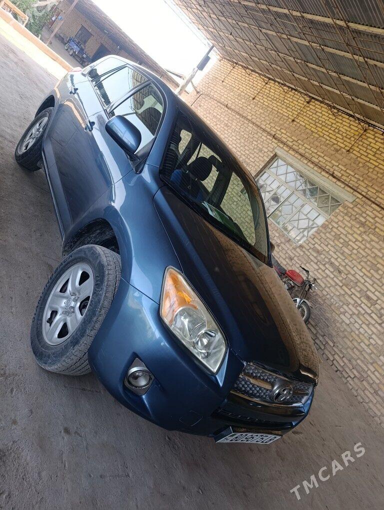 Toyota RAV4 2010 - 170 000 TMT - Saýat - img 2