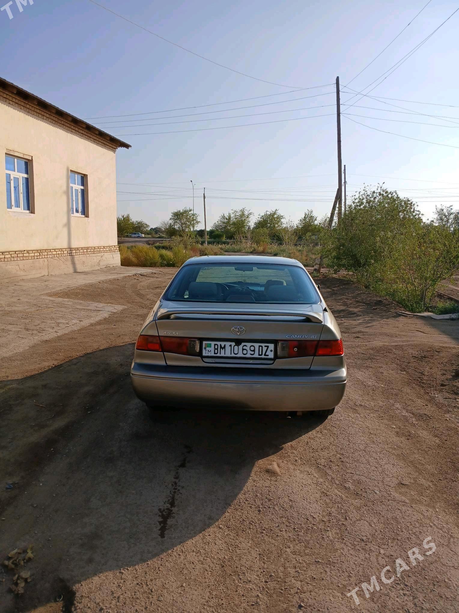 Toyota Camry 2001 - 150 000 TMT - Köneürgenç - img 1