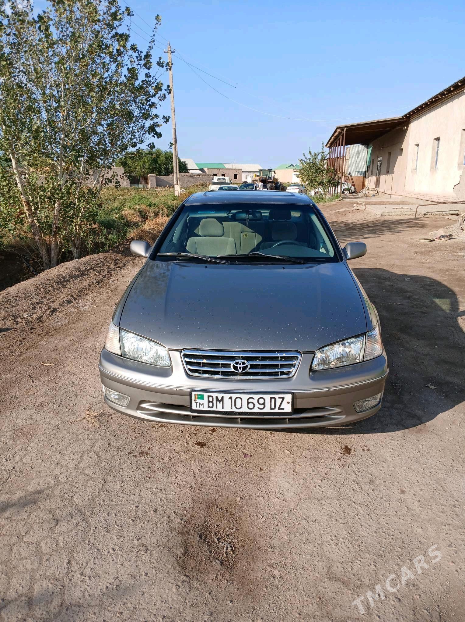 Toyota Camry 2001 - 150 000 TMT - Köneürgenç - img 3