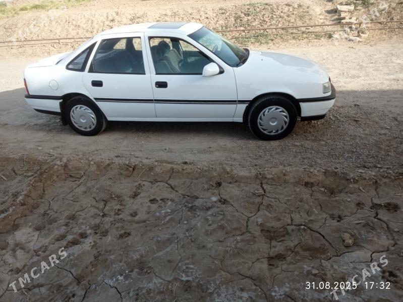 Opel Vectra 1992 - 36 000 TMT - Мары - img 4