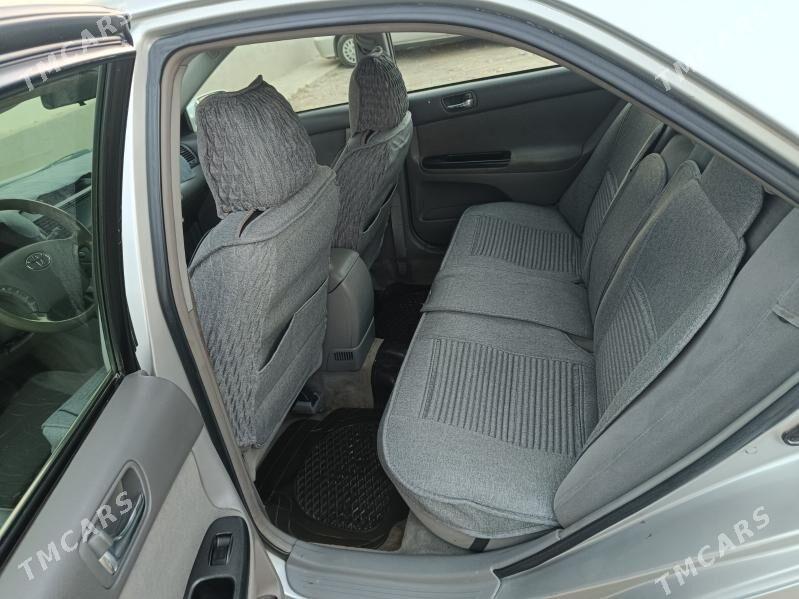 Toyota Camry 2005 - 240 000 TMT - Бузмеин - img 4