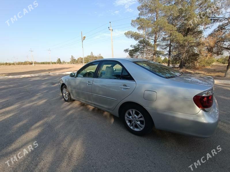Toyota Camry 2005 - 240 000 TMT - Бузмеин - img 6