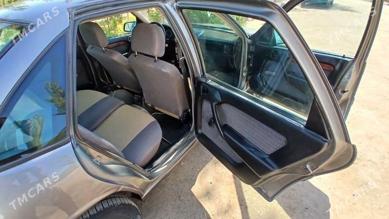 Opel Vectra 1990 - 42 000 TMT - Гурбансолтан Едже - img 4