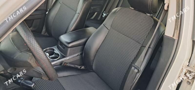 Chrysler 300 2010 - 120 000 TMT - Hitrowka - img 6