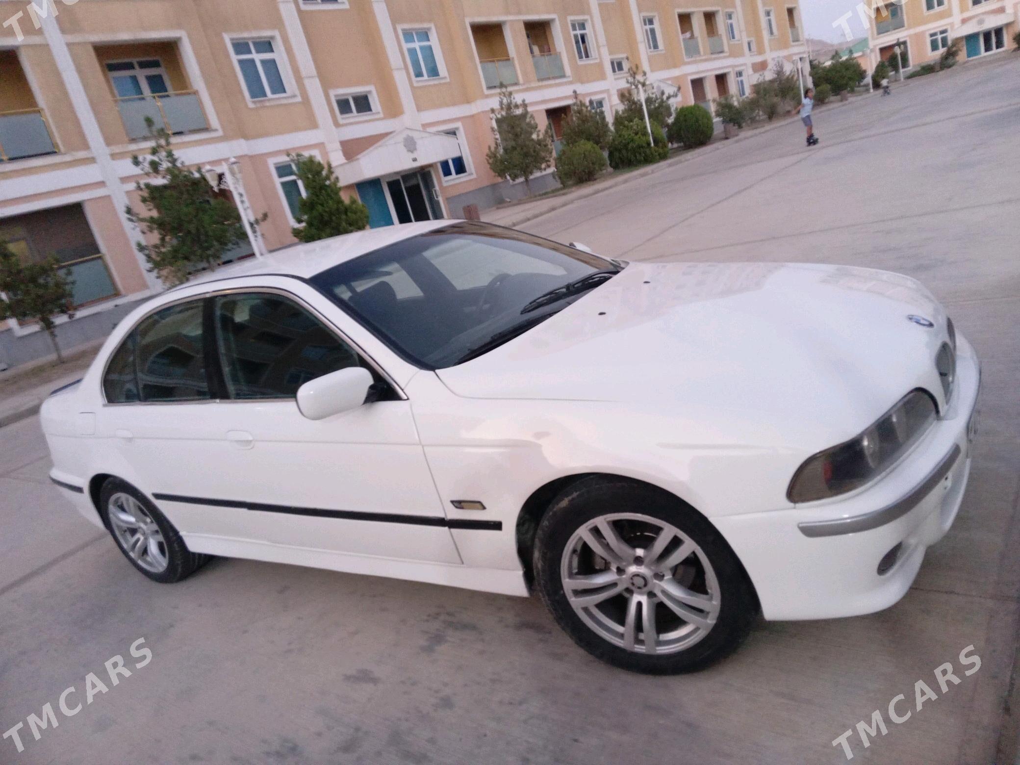 BMW 525 2000 - 60 000 TMT - Туркменбаши - img 4