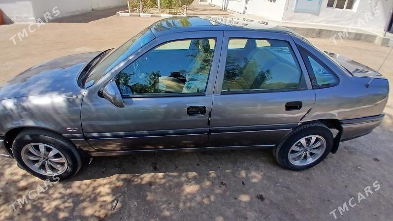 Opel Vectra 1990 - 42 000 TMT - Гурбансолтан Едже - img 5