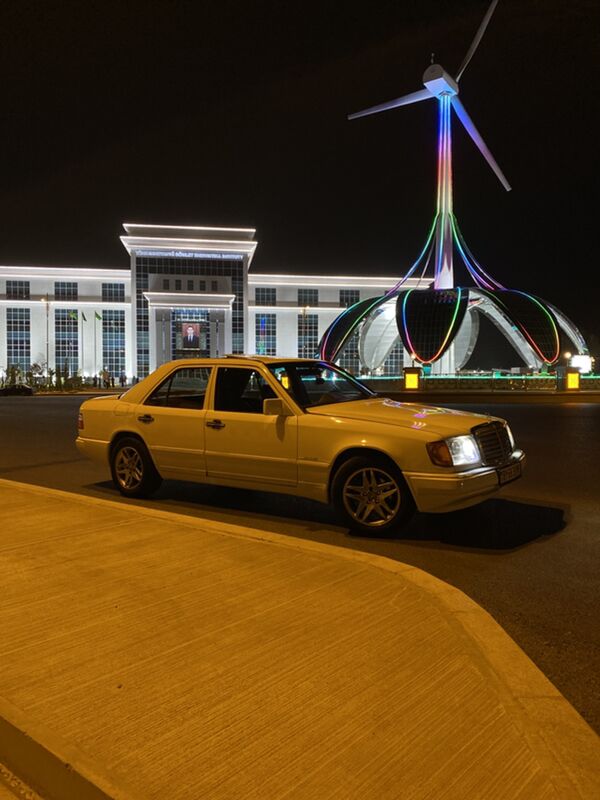 Mercedes-Benz E320 1989 - 43 000 TMT - Мары - img 2
