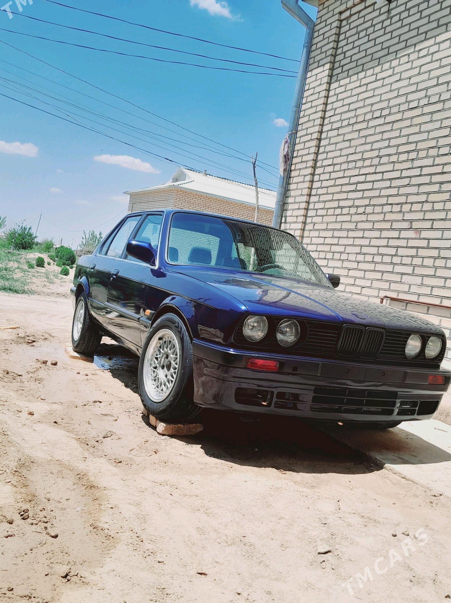 BMW 3 Series 1994 - 30 000 TMT - Mary - img 4