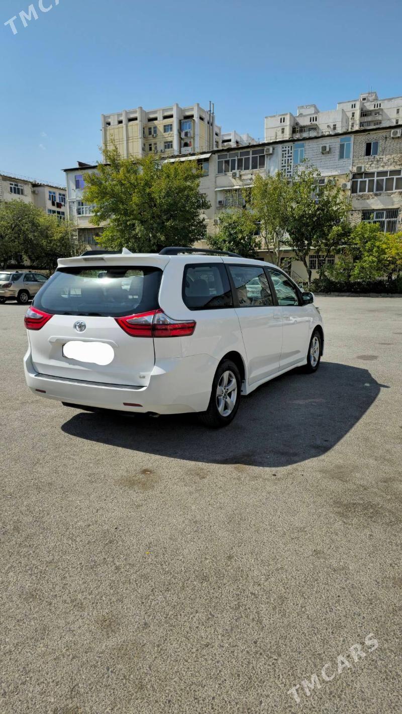 Toyota Sienna 2020 - 450 000 TMT - Ашхабад - img 10