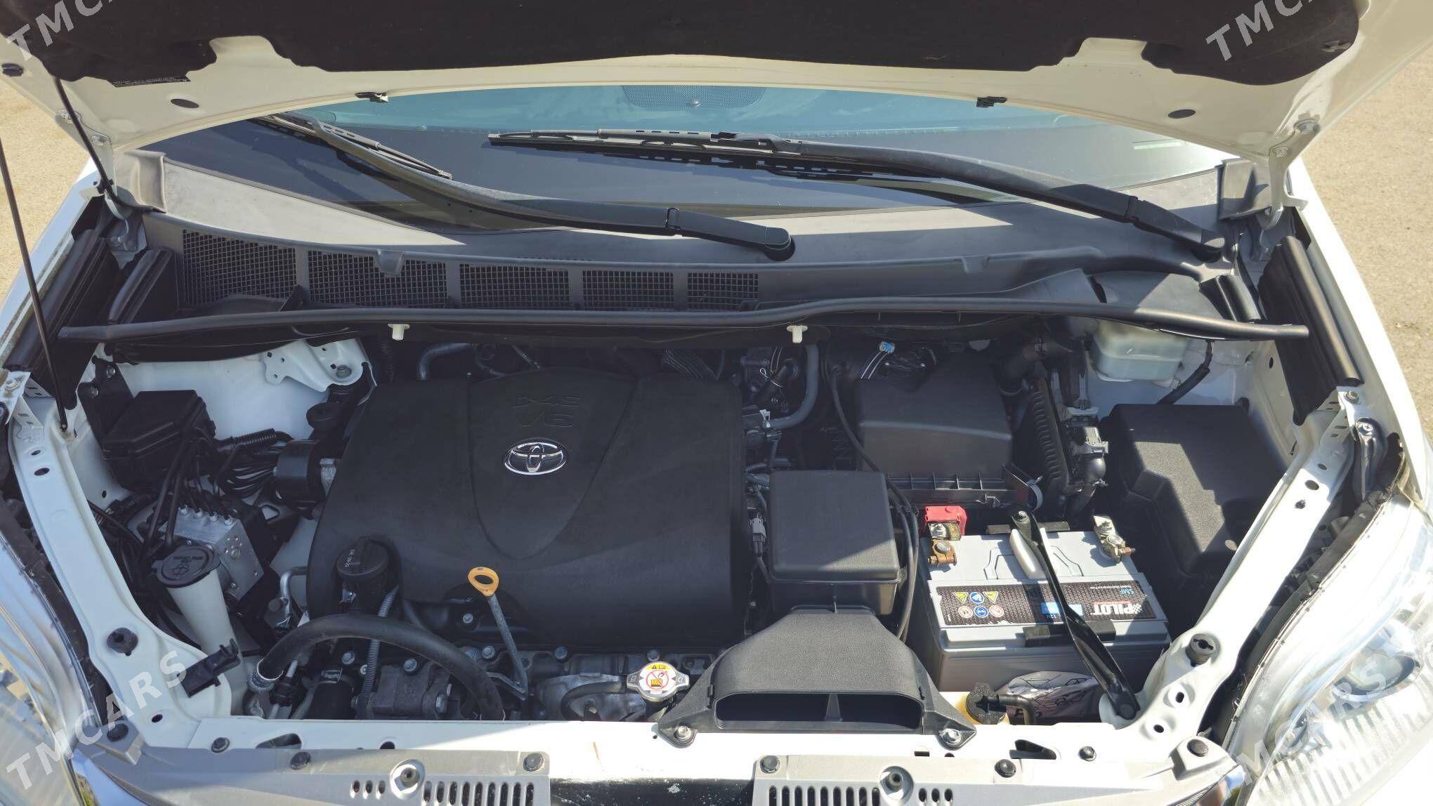Toyota Sienna 2020 - 450 000 TMT - Ашхабад - img 5
