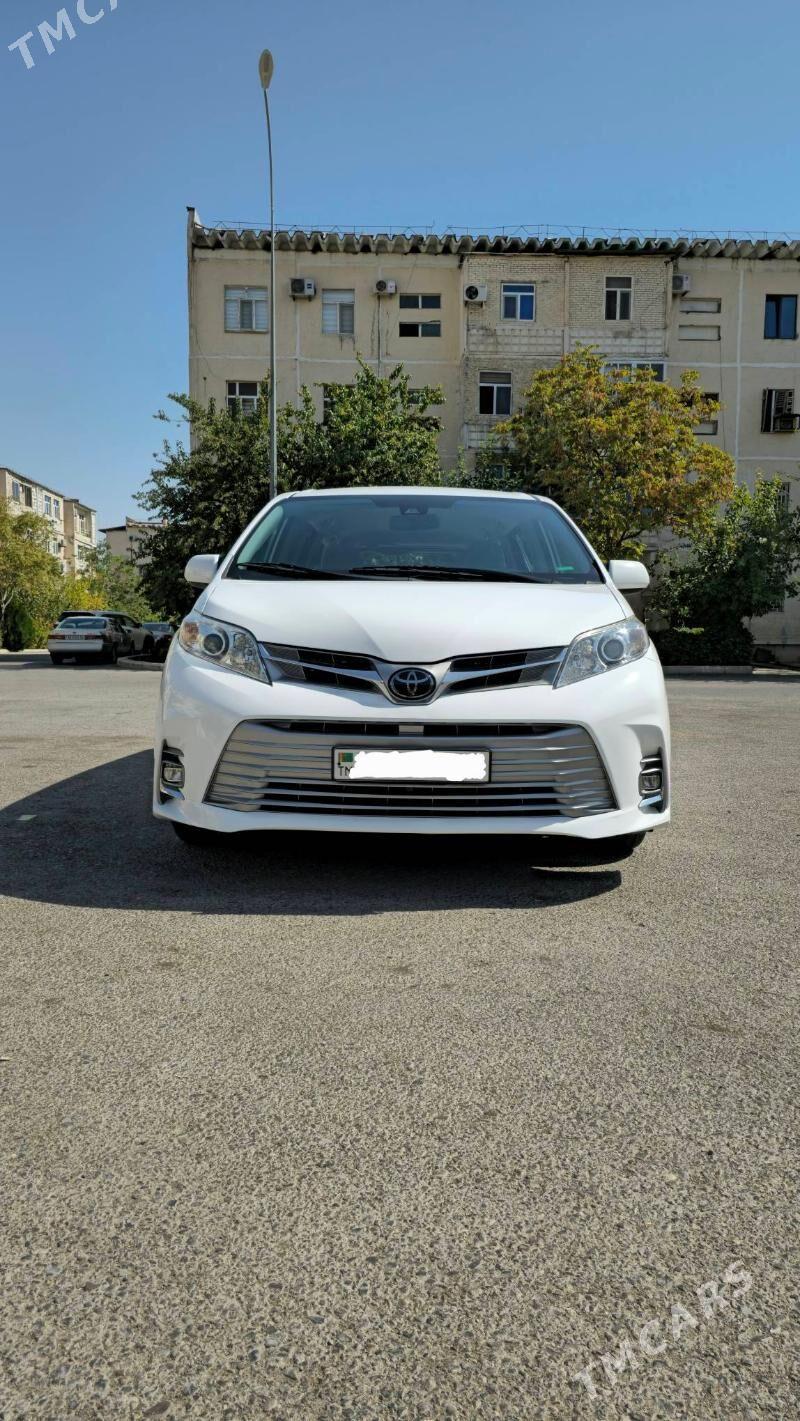 Toyota Sienna 2020 - 450 000 TMT - Ашхабад - img 2