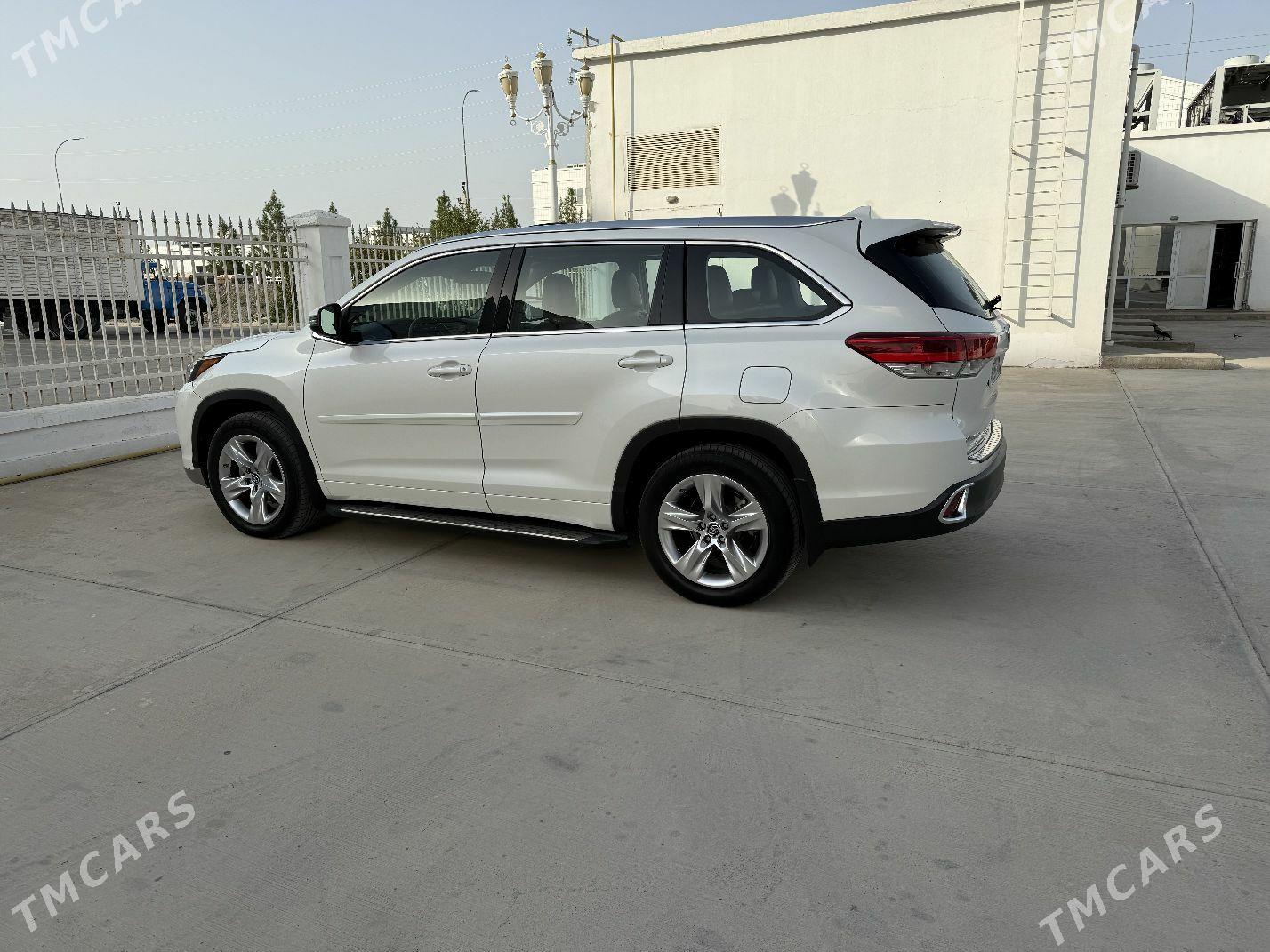 Toyota Highlander 2018 - 490 000 TMT - Ашхабад - img 3