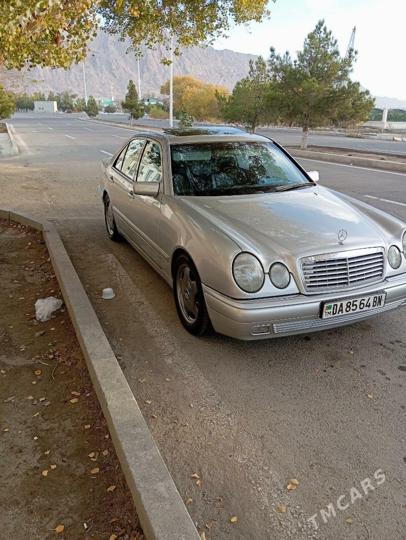 Mercedes-Benz E320 1998 - 150 000 TMT - Берекет - img 3