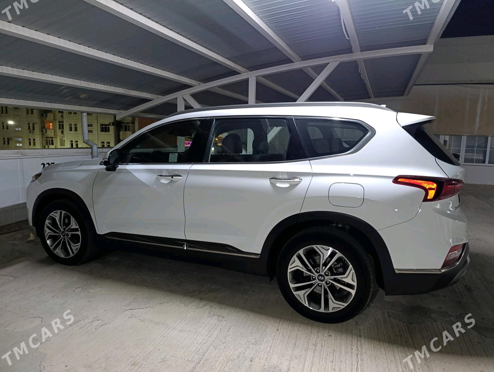 Hyundai Santa Fe 2020 - 130 000 TMT - Aşgabat - img 4