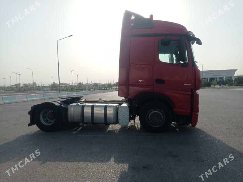 Mercedes-Benz ACTROS 3331 2015 - 555 000 TMT - Керки - img 2