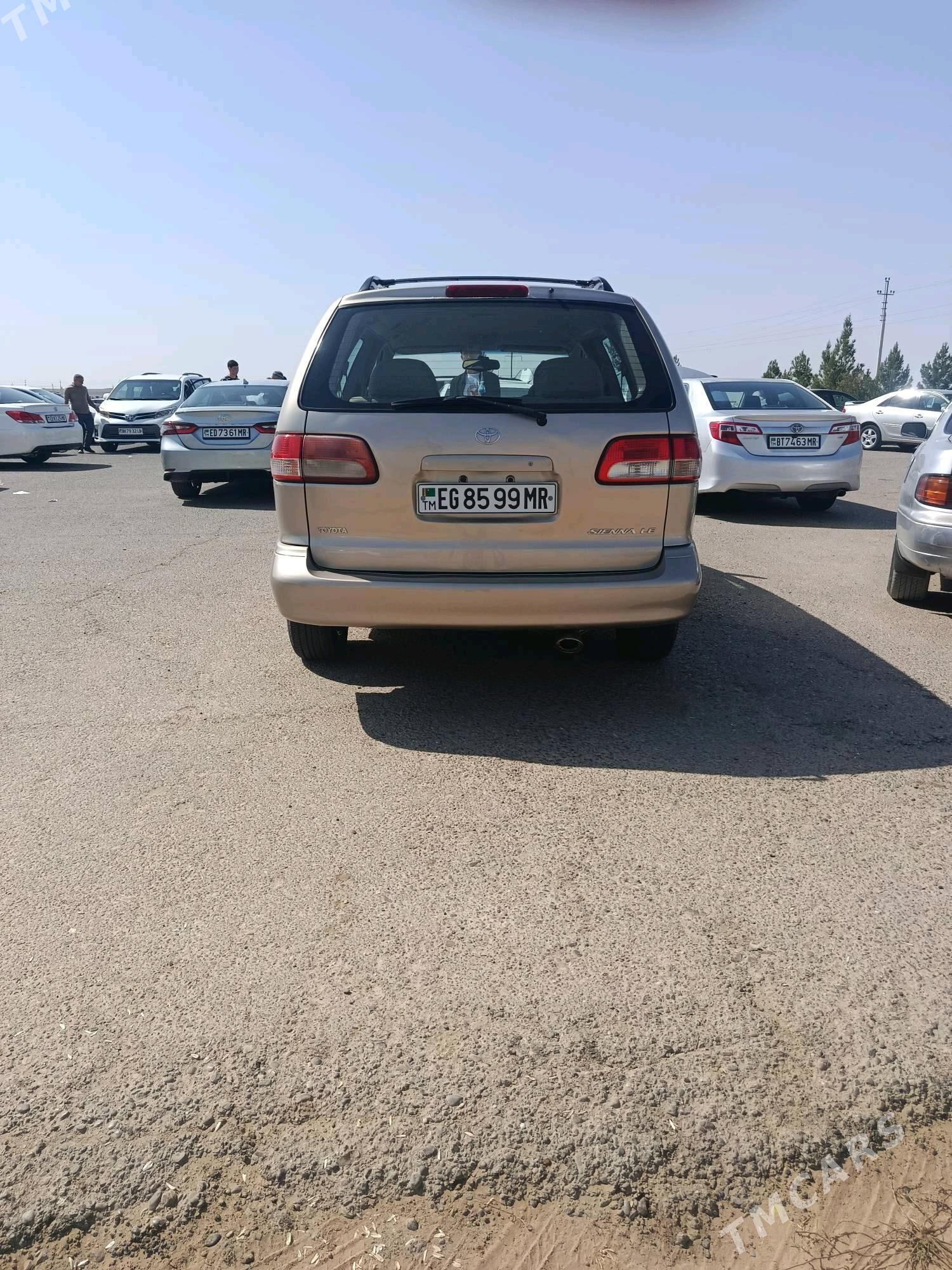 Toyota Sienna 2002 - 158 000 TMT - Baýramaly - img 5