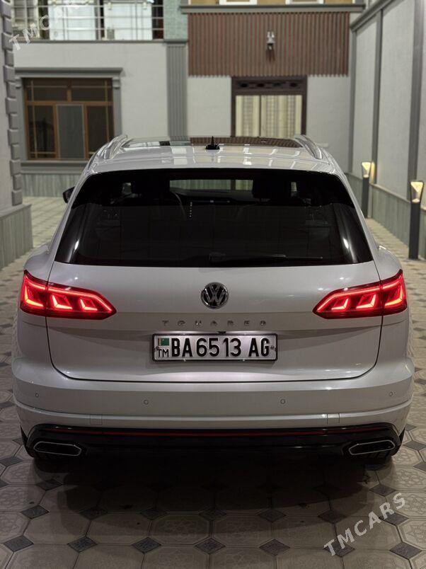 Volkswagen Touareg 2019 - 1 235 000 TMT - Aşgabat - img 6