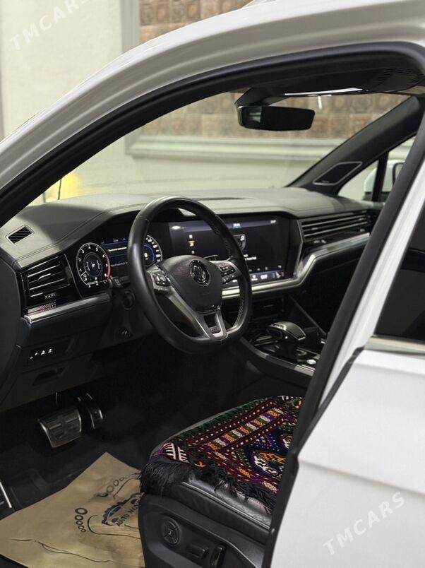 Volkswagen Touareg 2019 - 1 235 000 TMT - Aşgabat - img 5
