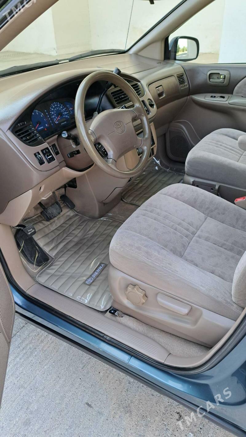 Toyota Sienna 2002 - 190 000 TMT - Туркменабат - img 6