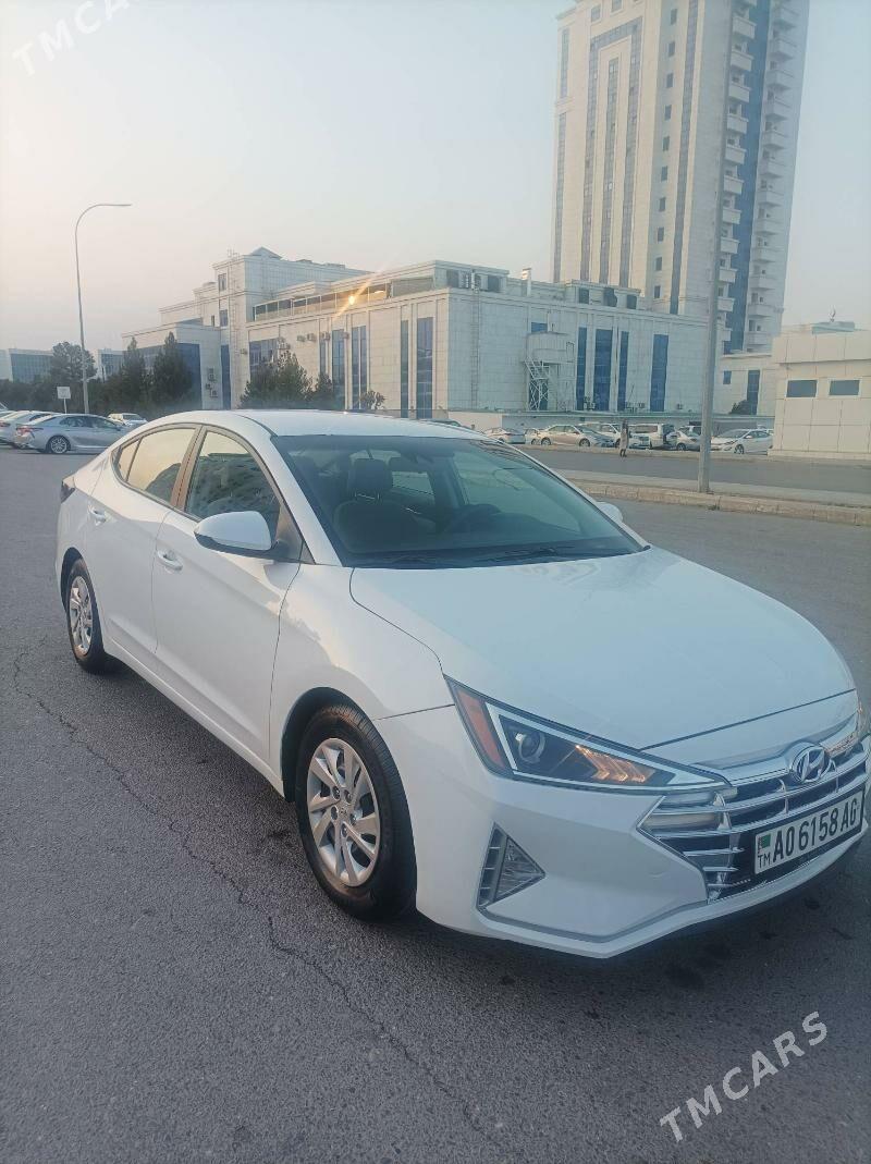 Hyundai Elantra 2019 - 200 000 TMT - Бузмеин - img 3