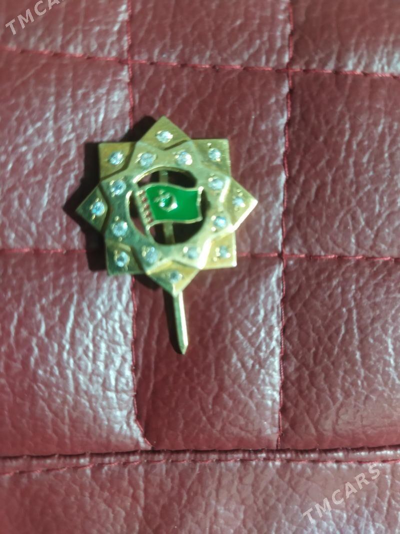 значок  кумуш гызыл чайылан - Мары - img 1