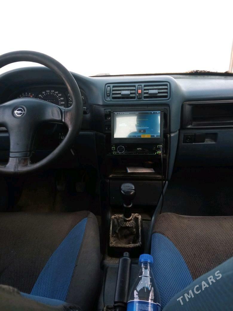 Opel Vectra 1992 - 26 000 TMT - Мары - img 6