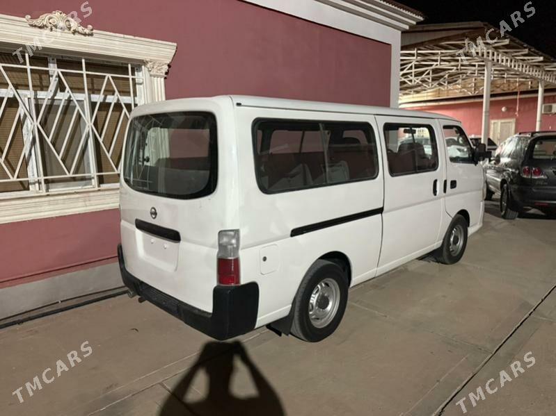 Nissan Urvan 2008 - 140 000 TMT - Балканабат - img 4