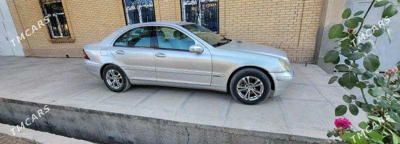 Mercedes-Benz C300 2002 - 65 000 TMT - Türkmenabat - img 6