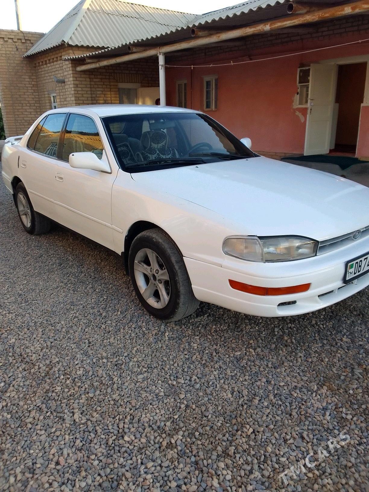 Toyota Camry 1994 - 76 000 TMT - Мары - img 2