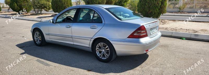 Mercedes-Benz C300 2002 - 65 000 TMT - Türkmenabat - img 10