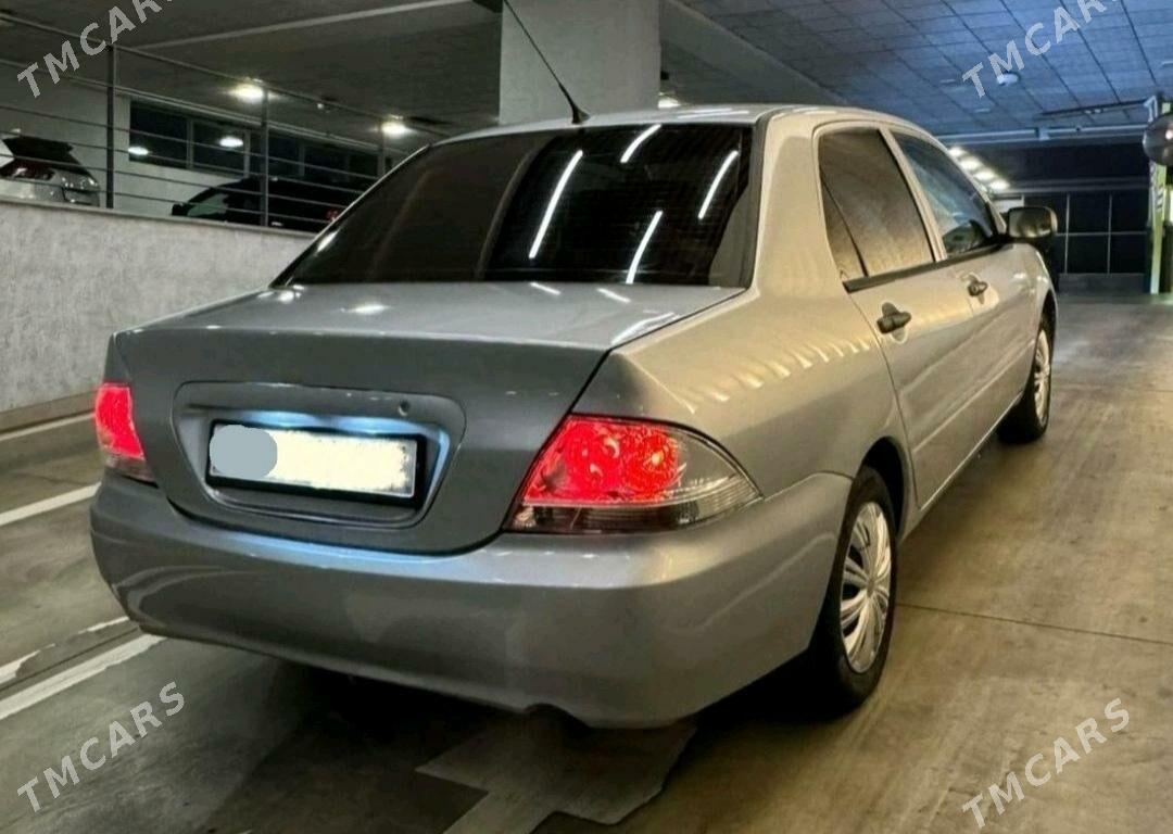 Mitsubishi Lancer 2010 - 96 000 TMT - Balkanabat - img 4