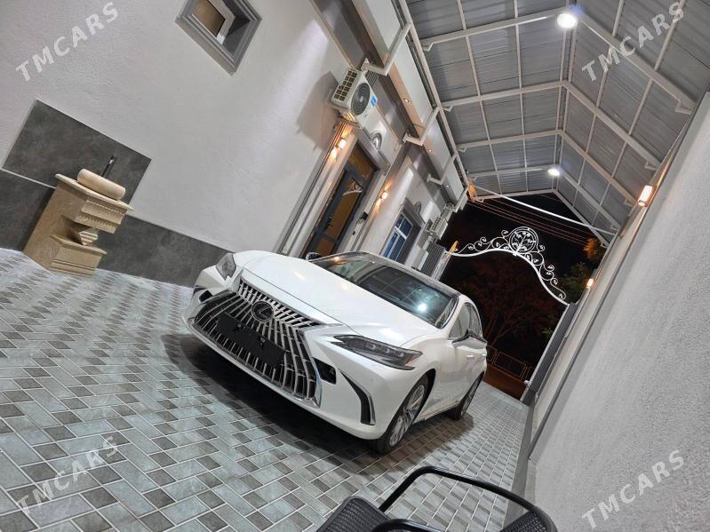 Lexus ES 350 2025 - 1 293 600 TMT - Арзув - img 3