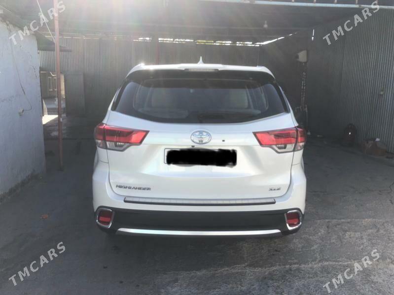 Toyota Highlander 2018 - 470 500 TMT - Aşgabat - img 3