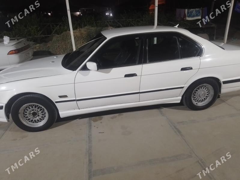 BMW 525 1990 - 42 000 TMT - Векильбазар - img 2