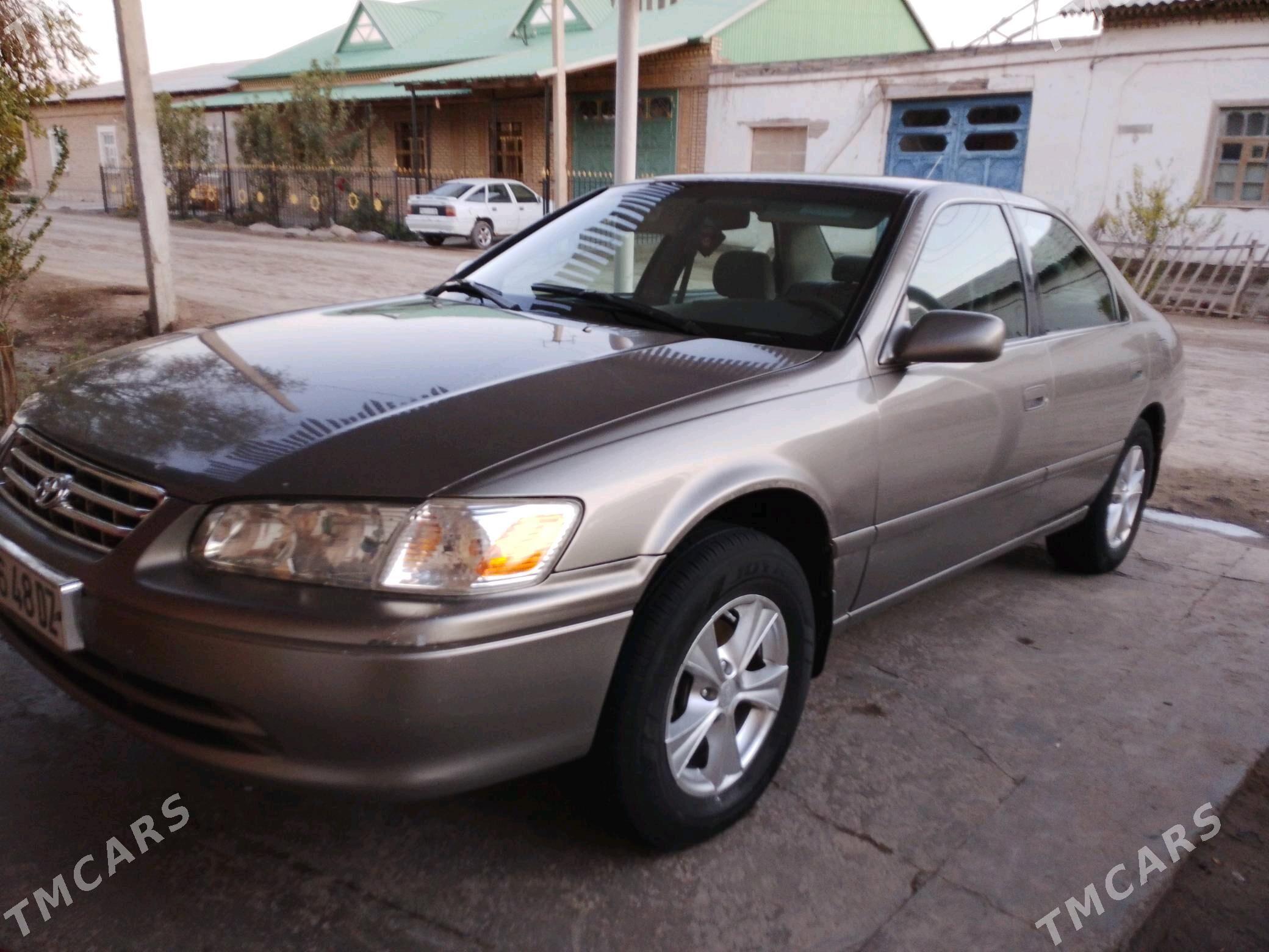 Toyota Camry 2000 - 135 000 TMT - Кёнеургенч - img 2