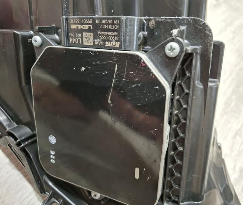 Lexus es 2023  fara cyra 2 000 TMT - Бузмеин - img 5