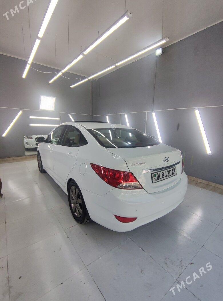 Hyundai Accent 2014 - 160 000 TMT - Ак-Бугдайский этрап - img 2