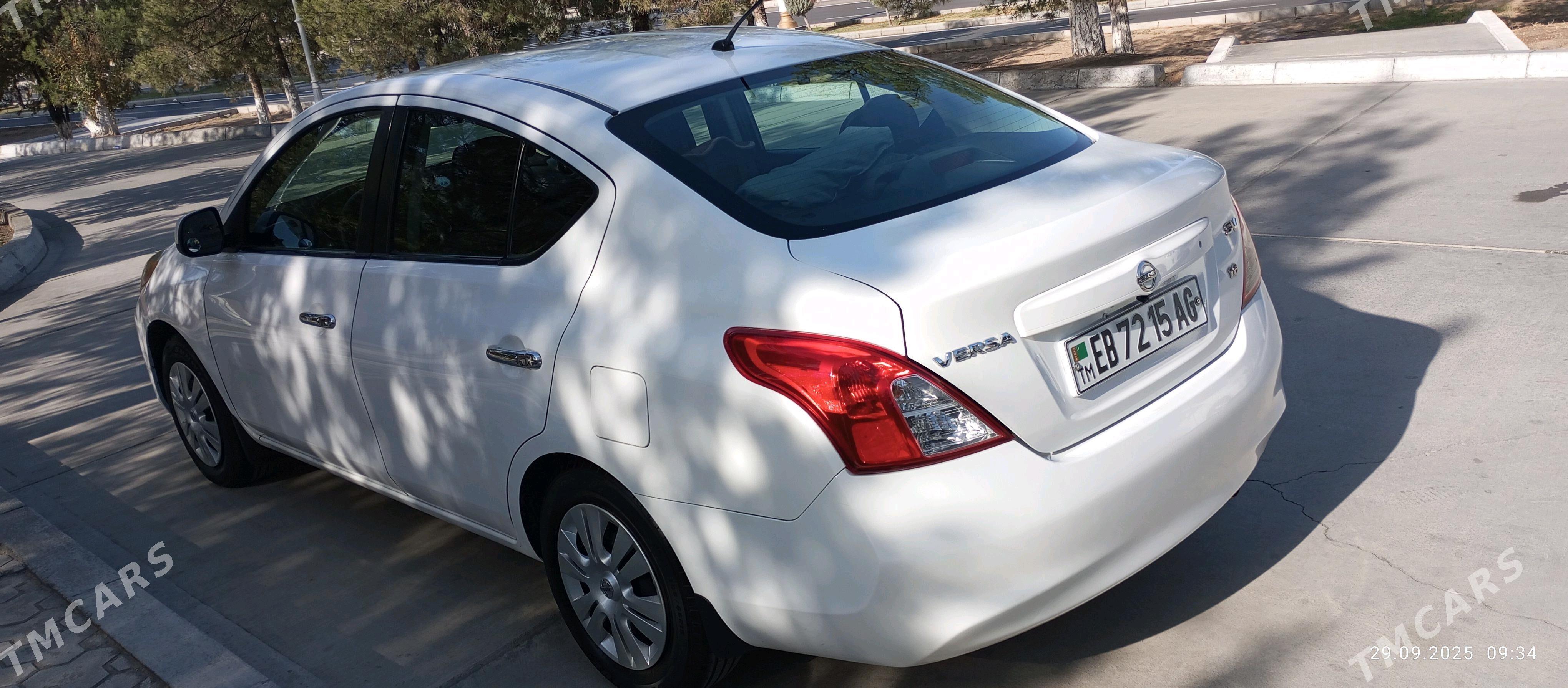 Nissan Versa 2011 - 130 000 TMT - Ашхабад - img 8