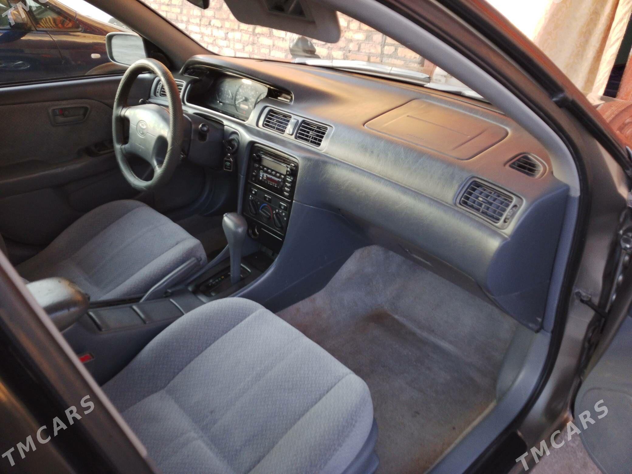 Toyota Camry 2000 - 135 000 TMT - Кёнеургенч - img 9