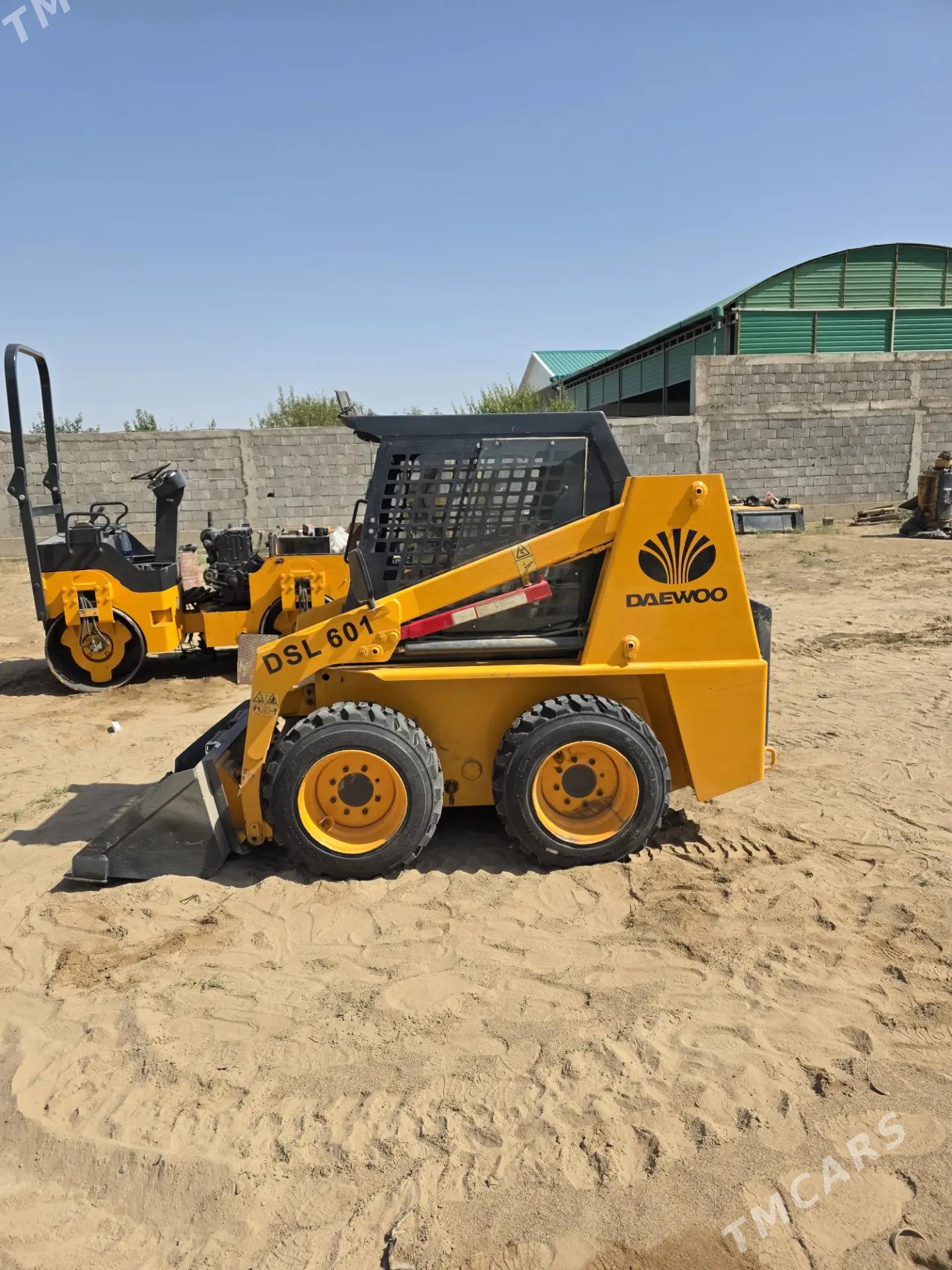 JCB ICX 2005 - 170 000 TMT - Анев - img 4