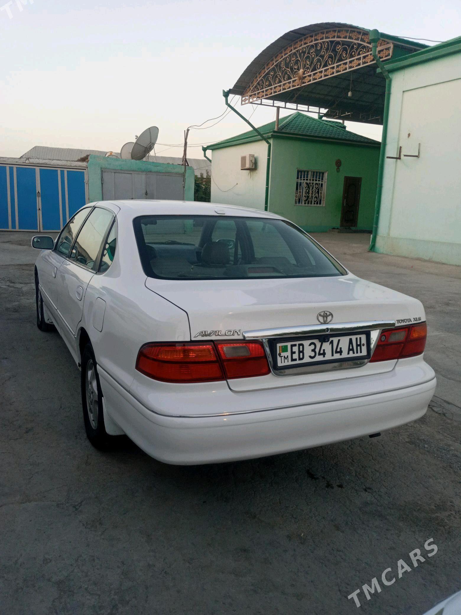 Toyota Avalon 1998 - 135 000 TMT - Теджен - img 2