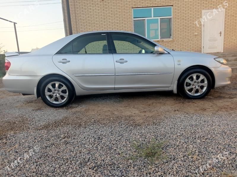 Toyota Camry 2005 - 190 000 TMT - Сакарчага - img 4