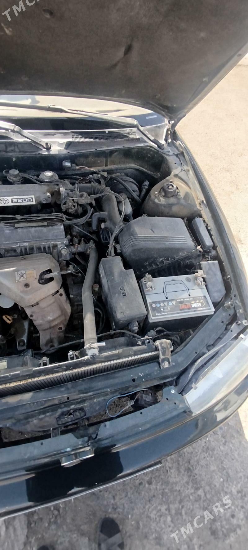 Toyota Camry 1994 - 78 000 TMT - Мары - img 5
