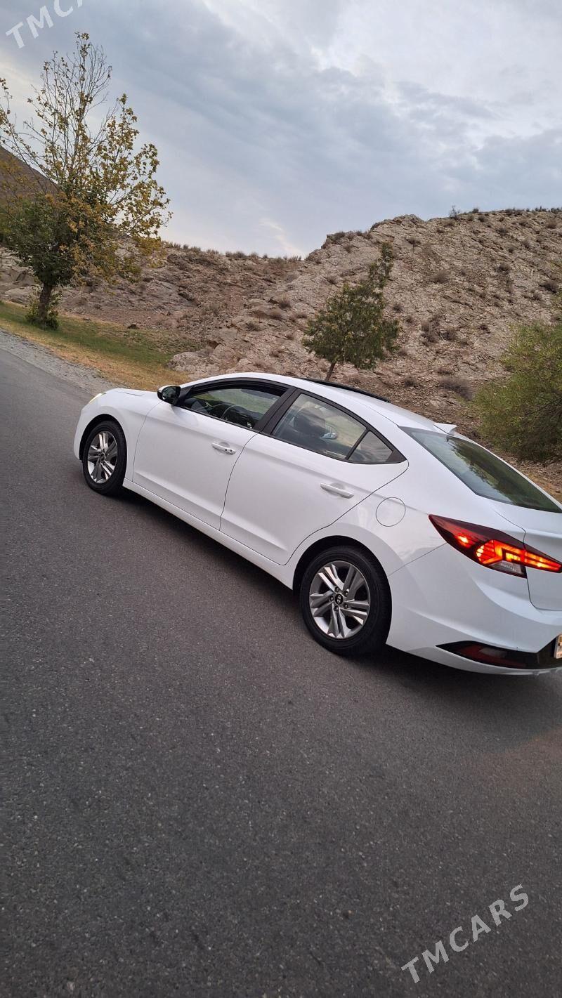 Hyundai Elantra 2020 - 250 000 TMT - Aşgabat - img 4