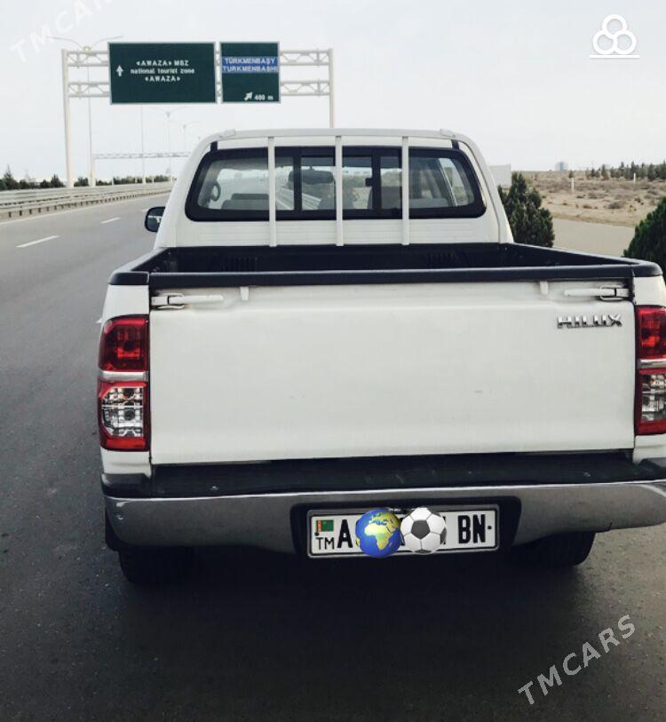 Toyota Hilux 2007 - 300 000 TMT - Balkanabat - img 3