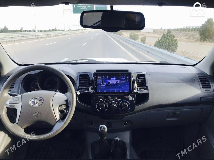 Toyota Hilux 2007 - 300 000 TMT - Balkanabat - img 4